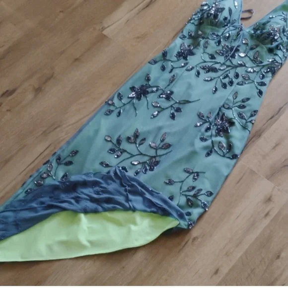 Elegant Green Floral Women's Dress - Picture 7 of 12